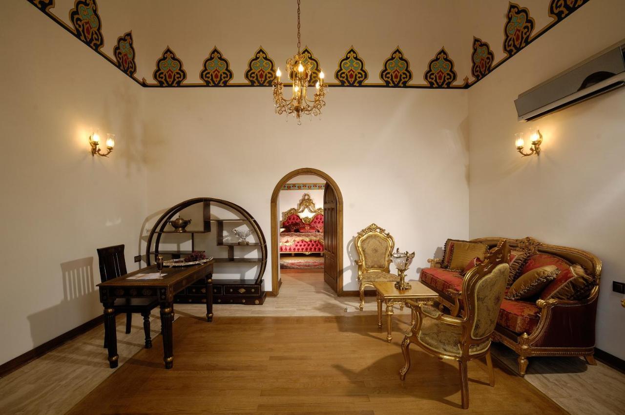 Cesme Kanuni Kervansaray Historical Hotel Экстерьер фото